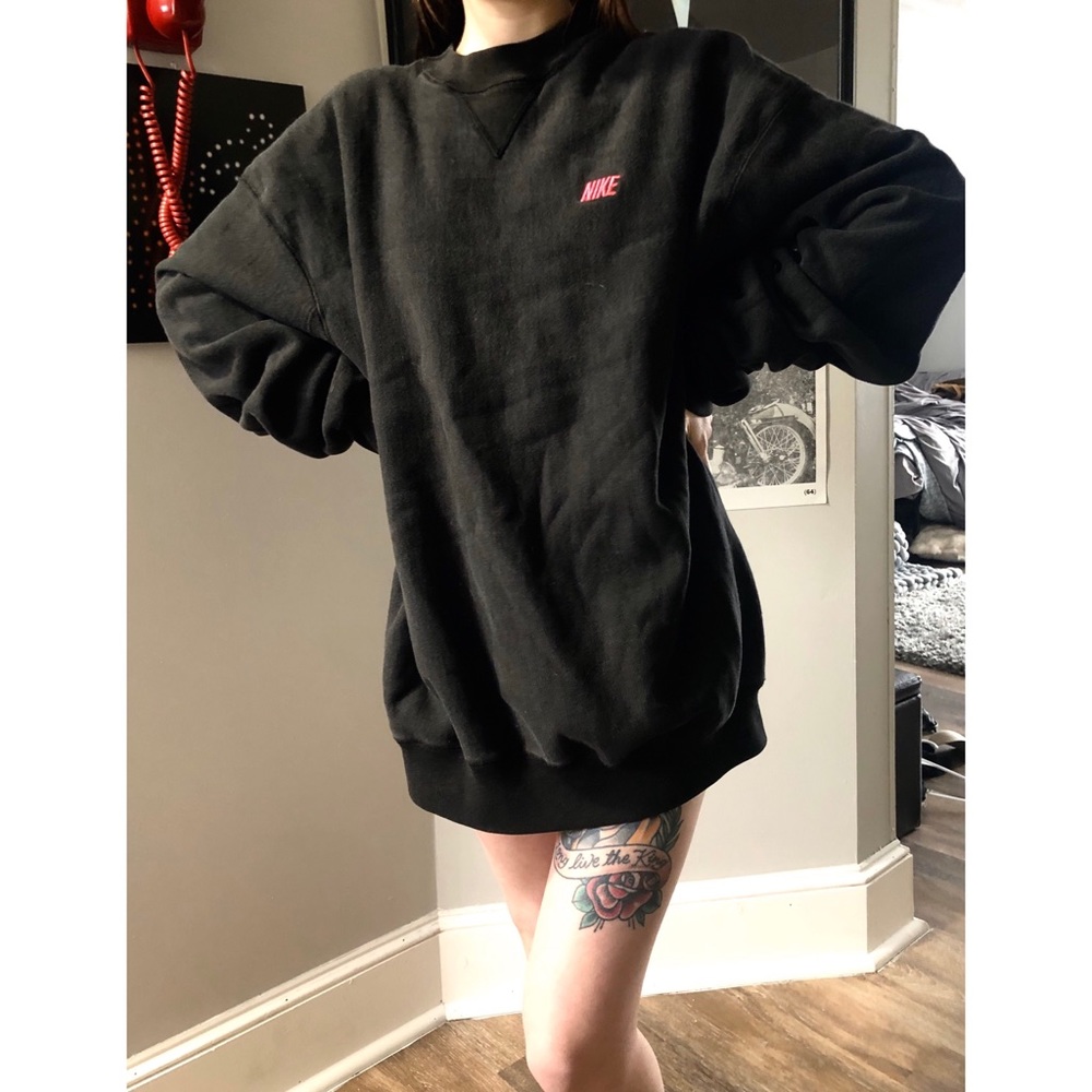 VINTAGE 80’s NIKE PULLOVER !!